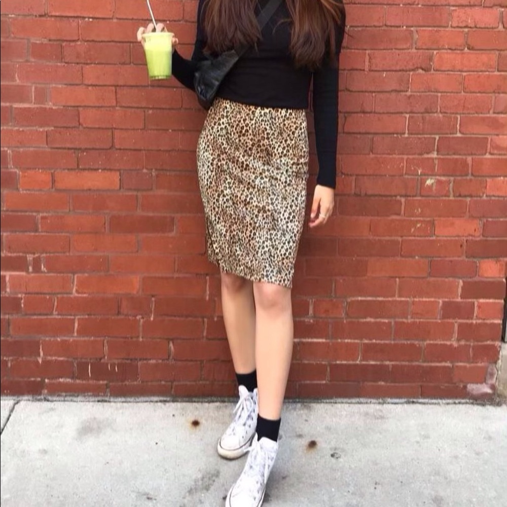 A Byer Leopard slit skirt